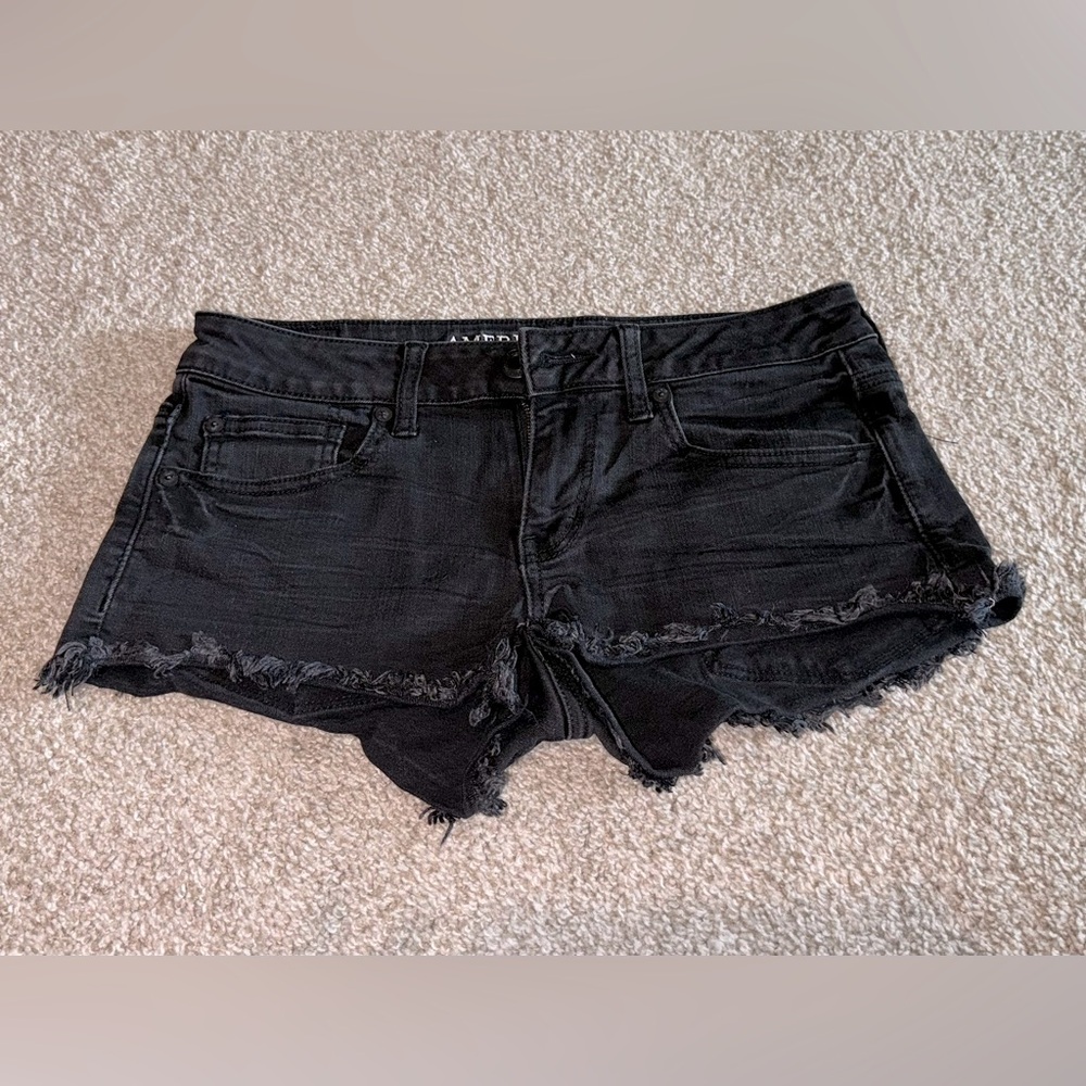 Black denim AE shorts size 6